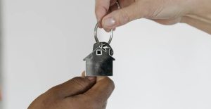 Why Realtors Recommend Pre-Listing Cleanouts
