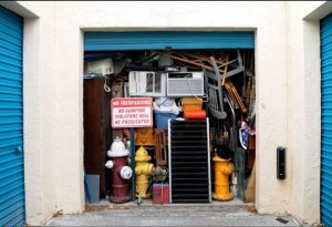 How to Clear Out a Storage Unit Fast