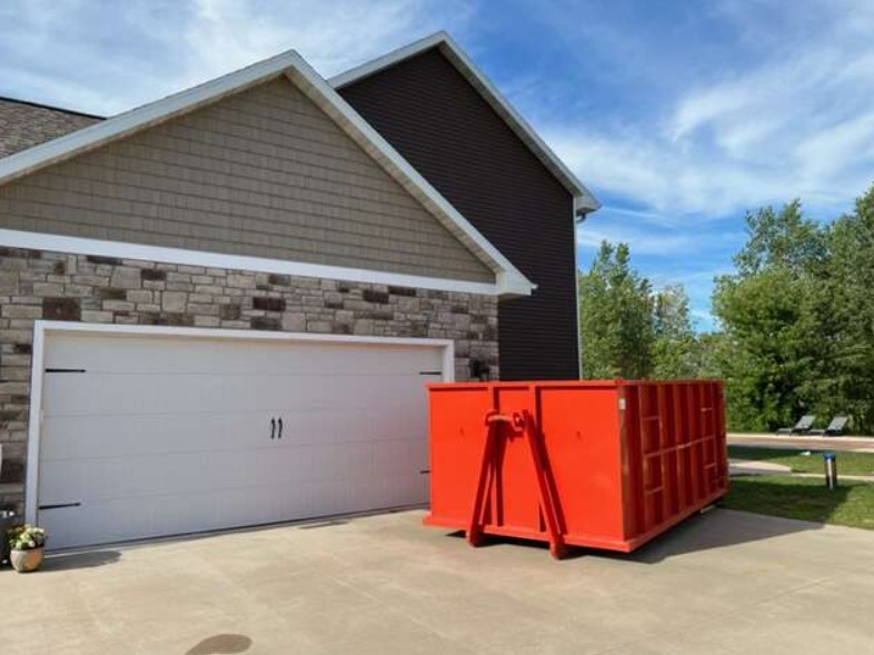 How to Load a Roll-Off Dumpster Efficiently and Safely