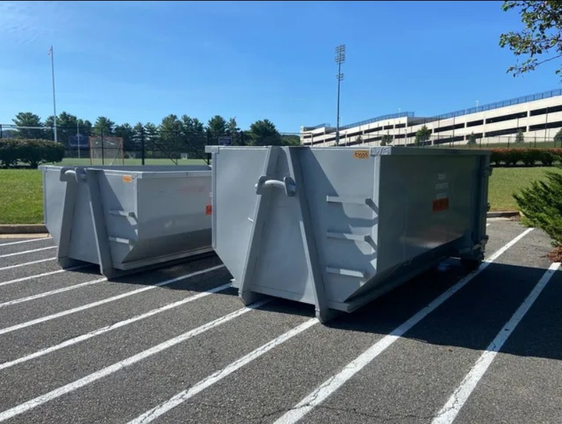 Roll-Off Dumpsters for Hoarder Cleanouts: A Step-by-Step Guide