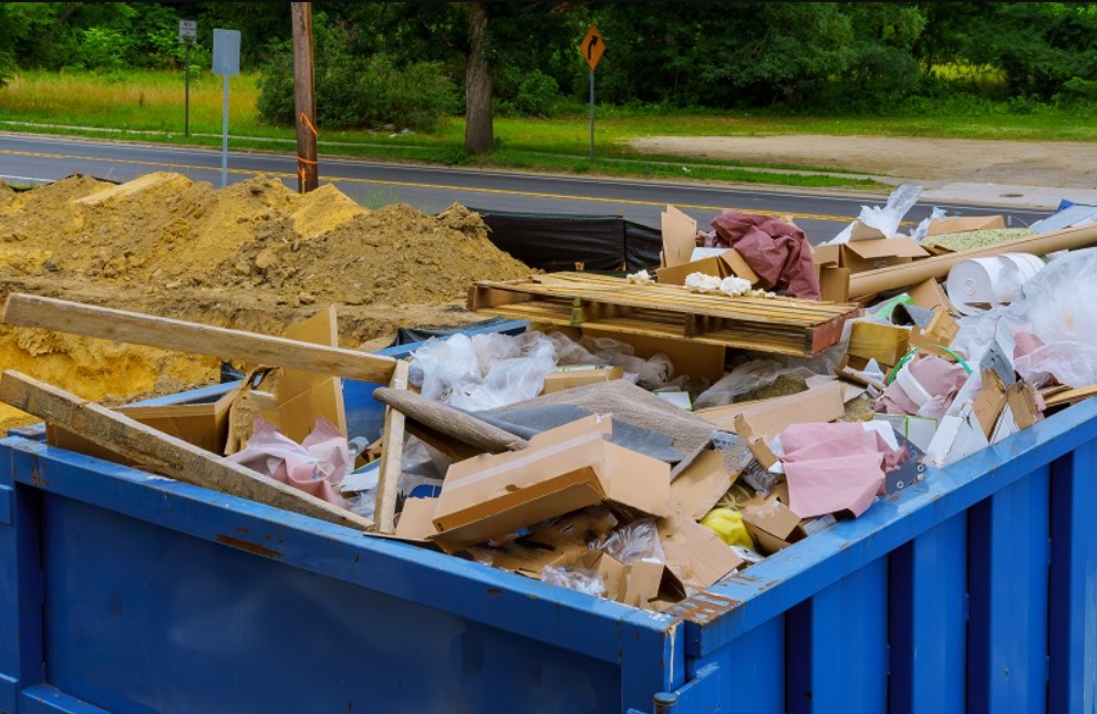 How to Avoid Overloading a Roll-Off Dumpster