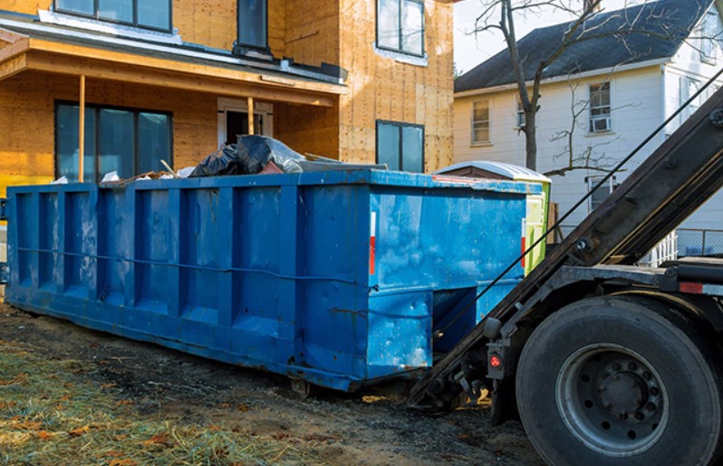 Chandler Garage Cleanouts: How Roll-Off Dumpsters Save Time