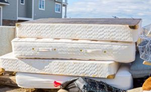 How Mattress Disposal Works in Gainey Ranch, AZ: Pricing, Timing, and What We Take