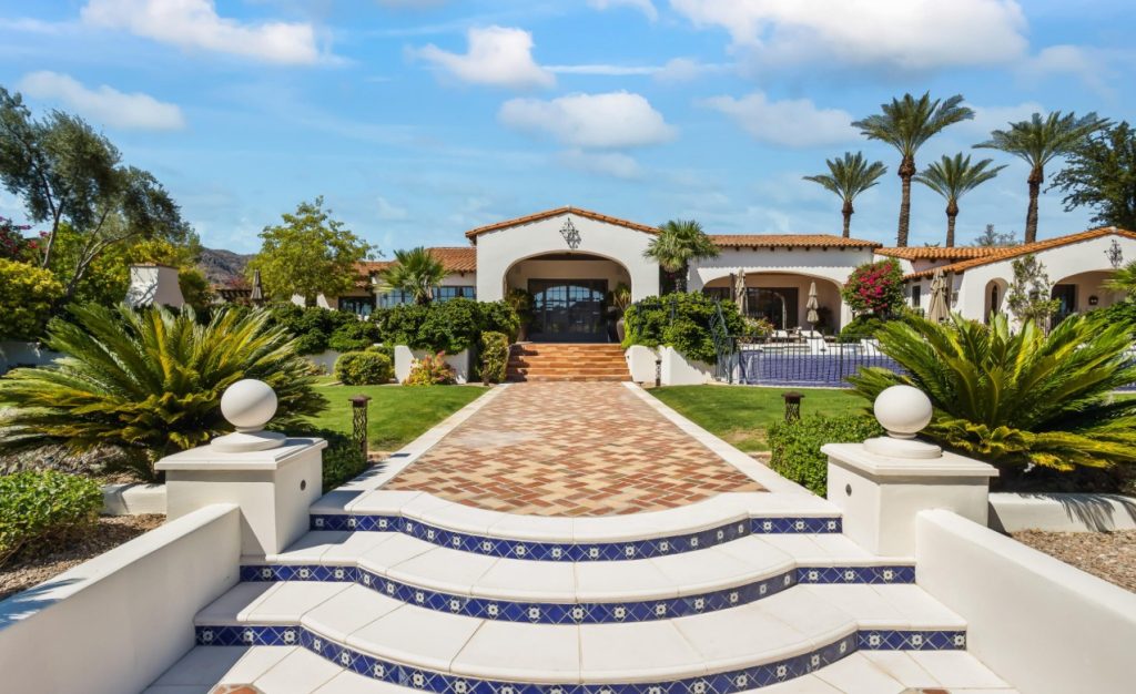 Basement Cleanout in Paradise Valley, AZ: Ultimate Local Guide
