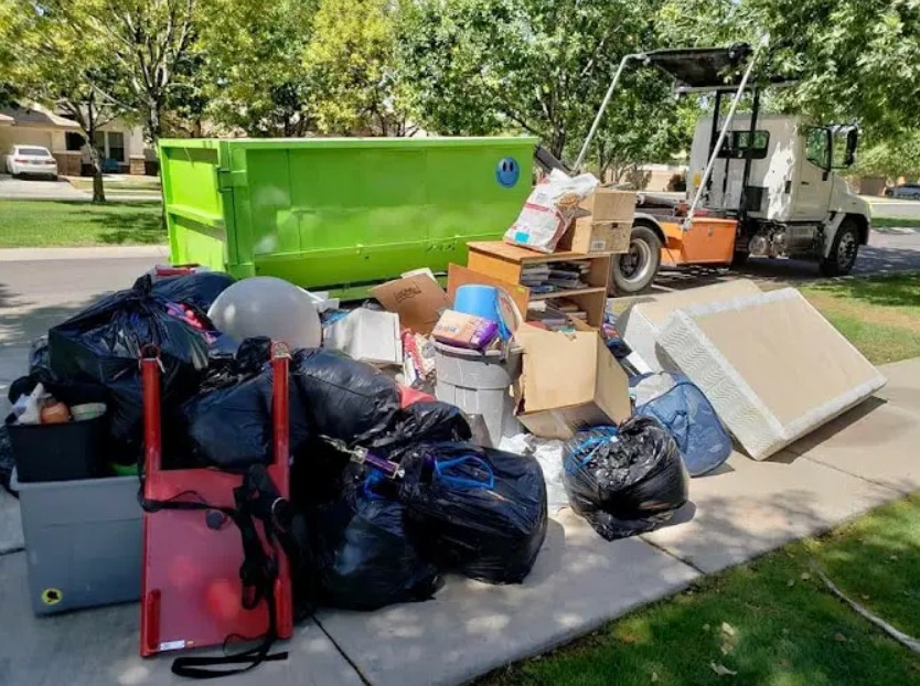 Same-Day Junk Pickup in Sahuarita: Book a Slot Today