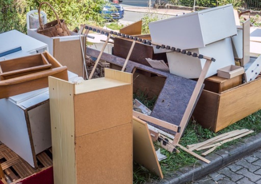 Property Management Junk Removal in Carefree: Fast Turnarounds