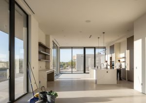 Construction Clean-Up Contracts in North Scottsdale: What GCs Look For