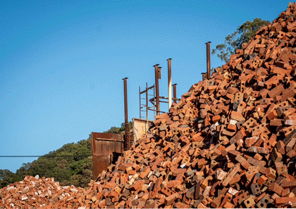 How Troon North Builders Sequence Junk Removal During Multi‑Phase Projects