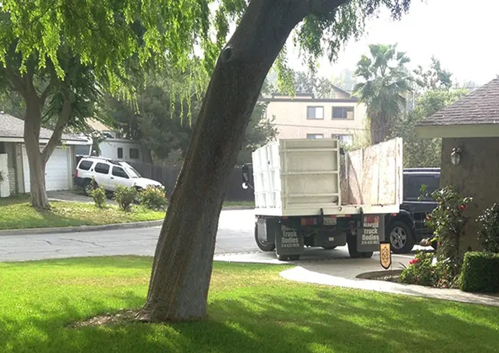 Condo and Townhome Junk Removal for Arcadia Down-Sizers
