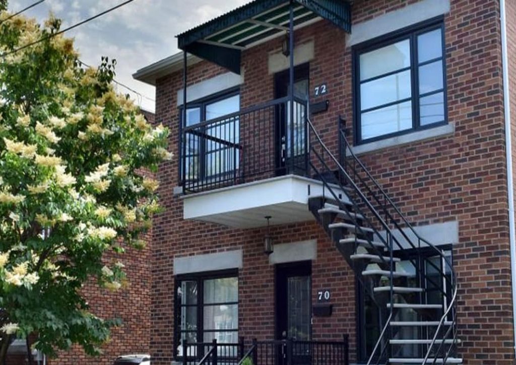 Using Roll-Offs for Arcadia Duplex-to-Single-Family Conversions