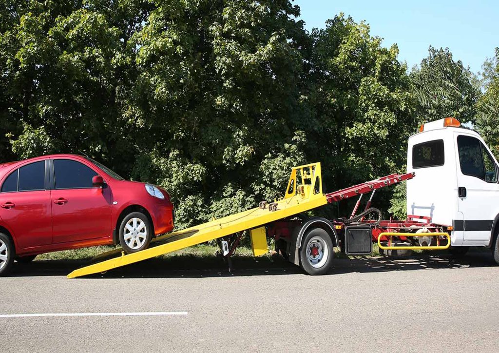 Dealing with Abandoned Vehicles and Trailers at Investment Properties Discreetly